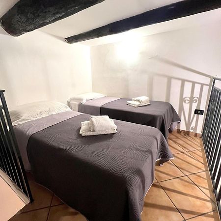 Core Guest House نابولي المظهر الخارجي الصورة