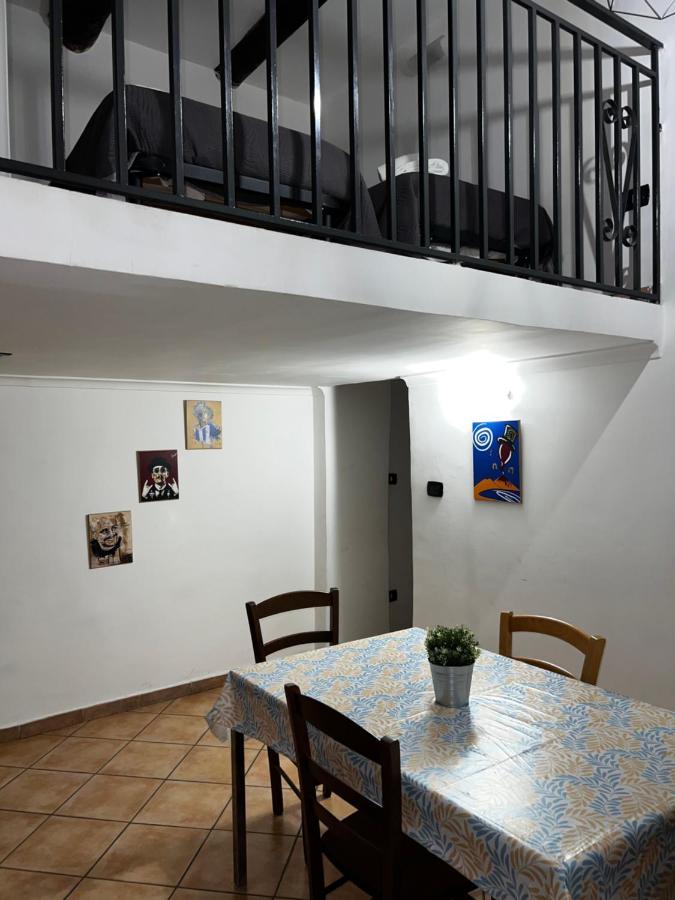 Core Guest House نابولي المظهر الخارجي الصورة