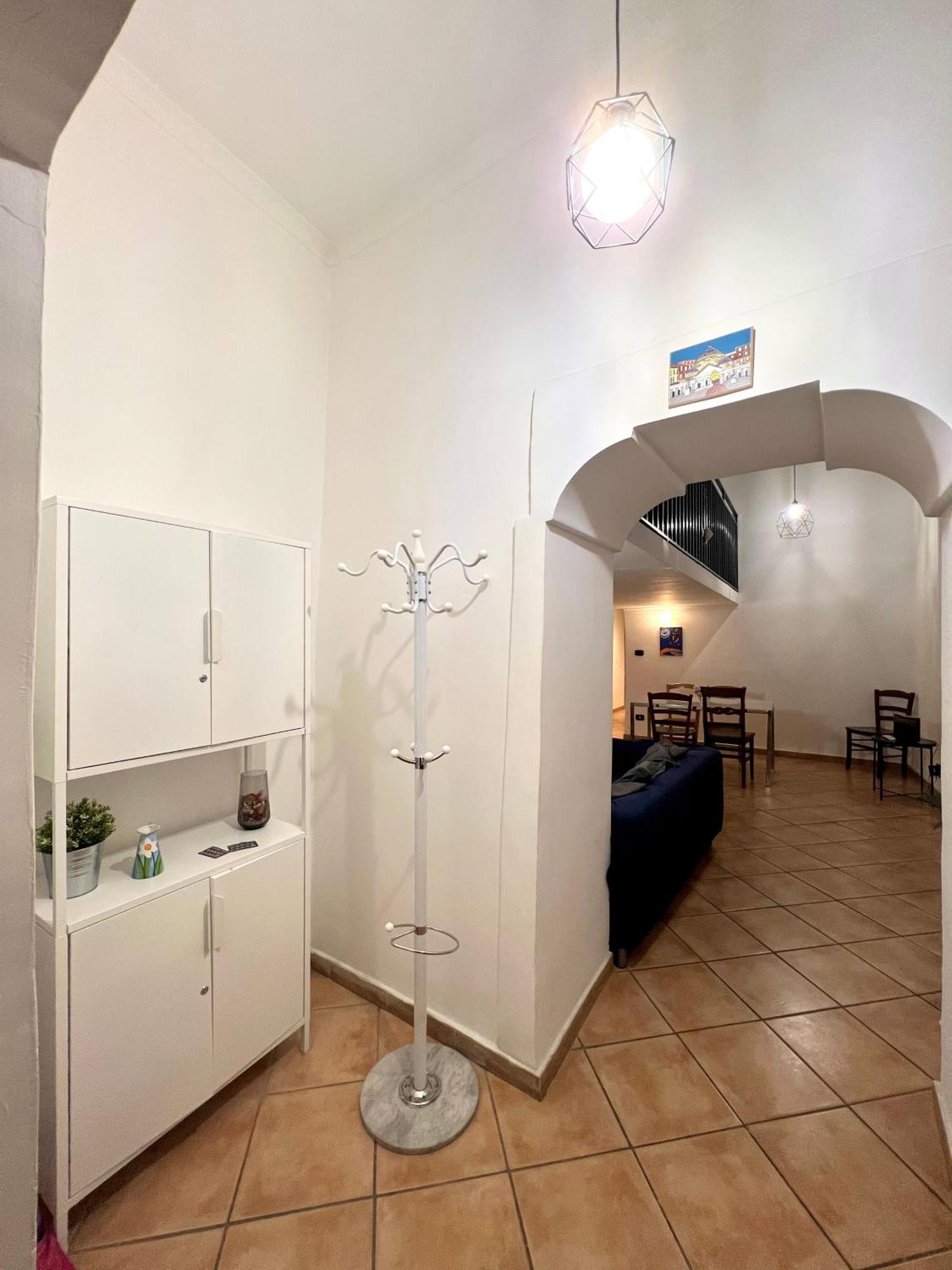 Core Guest House نابولي المظهر الخارجي الصورة